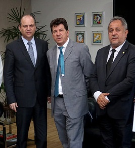 Cassol e Luiz Claudio liberam R$11 milhões para as prefeituras investirem em Saúde