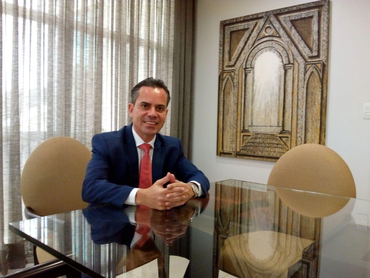 Advogado Andrey Cavalcante