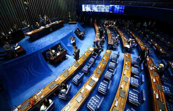 Aovivo: Senado vota adiamento das eleições municipais 2020