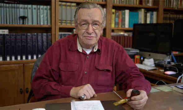 Morre Olavo de Carvalho aos 74 anos